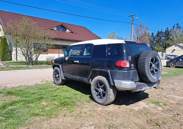 Toyota FJ cena 37500 przebieg: 235000, rok produkcji 2007 z Namysłów małe 137